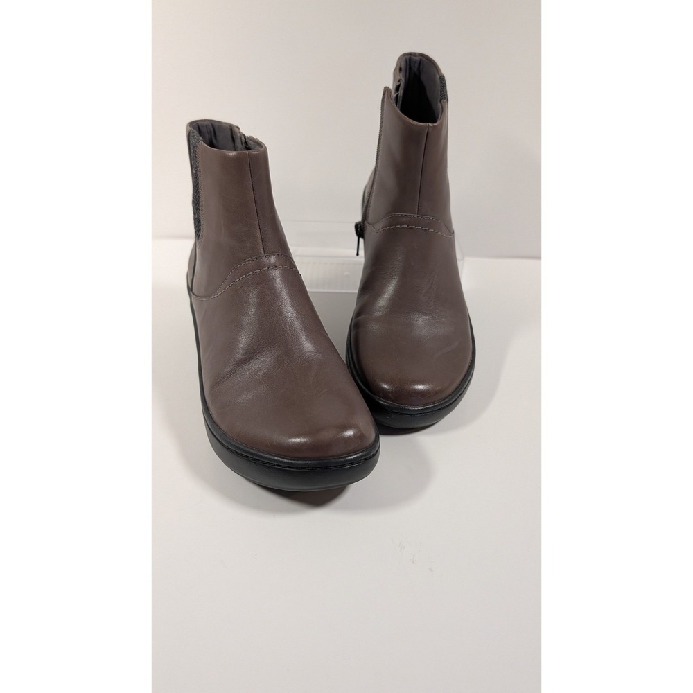 Clarks Deana Joan Brown Leather Ankle Boots Side Zip Wedge 261307224035 Size 6